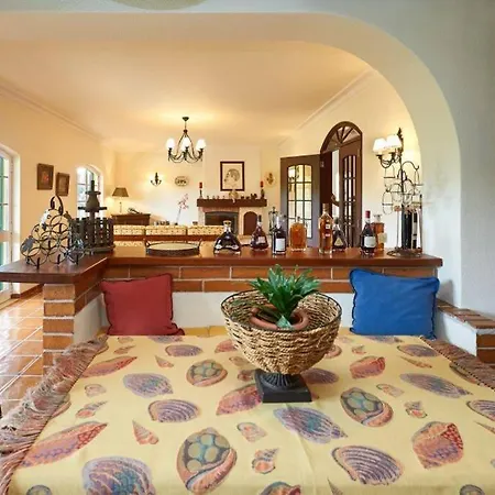 בית נופש Casa Das Lampas *