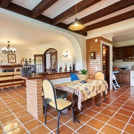 בית נופש Casa Das Lampas *
