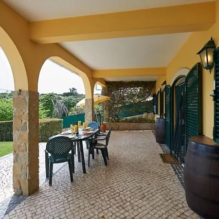 Casa Das Lampas * סינטרה